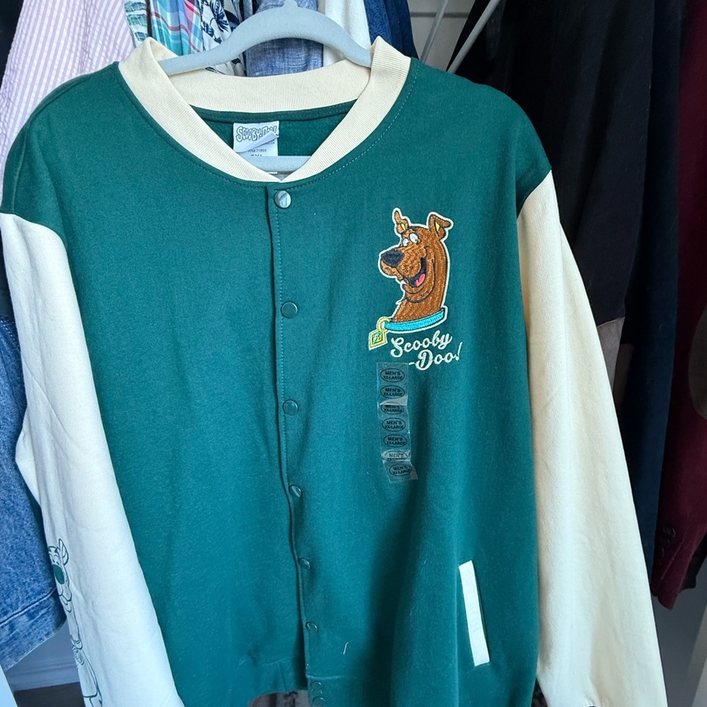 Cream and Green Performance Jacket with Ribbed Collar